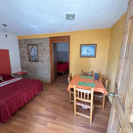 Hotel El Mirador Y Jardin 틀라야카판 외부 사진