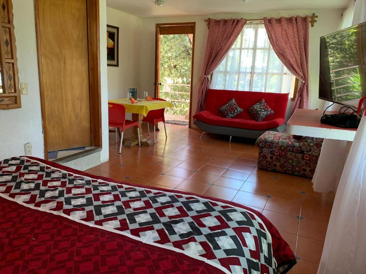 Hotel El Mirador Y Jardin 틀라야카판 외부 사진