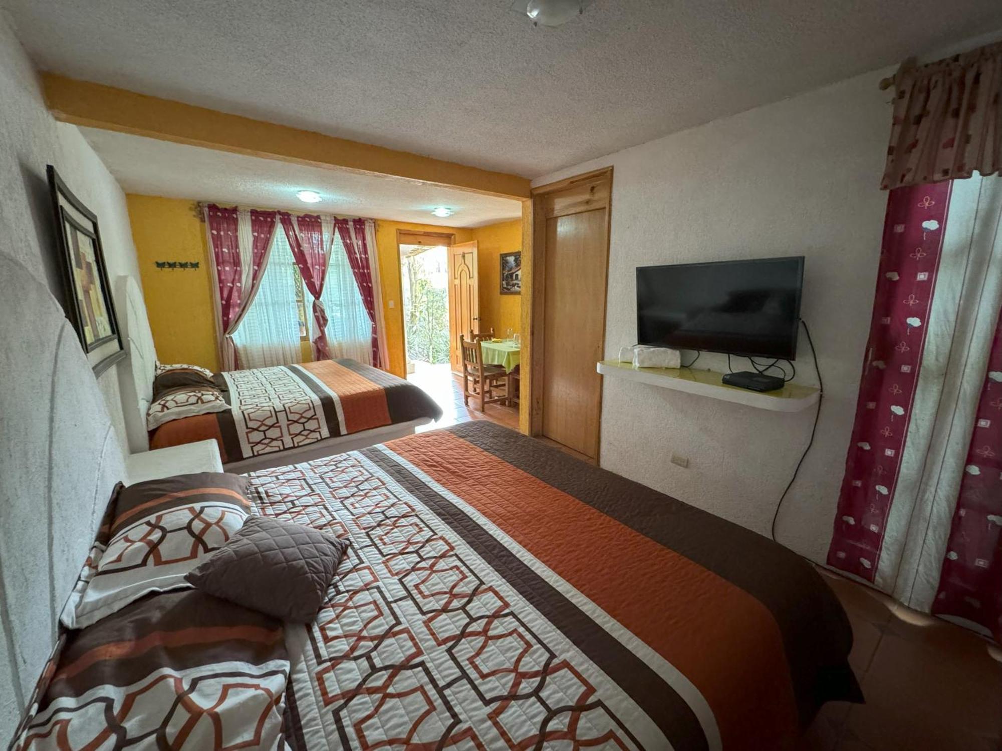 Hotel El Mirador Y Jardin 틀라야카판 외부 사진