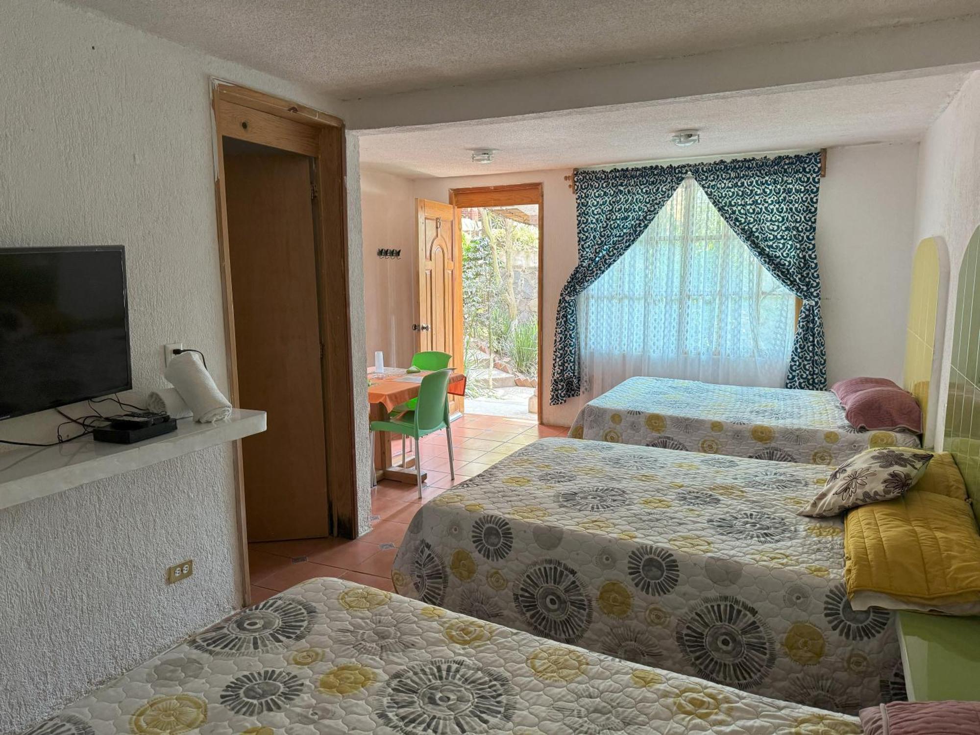Hotel El Mirador Y Jardin 틀라야카판 외부 사진