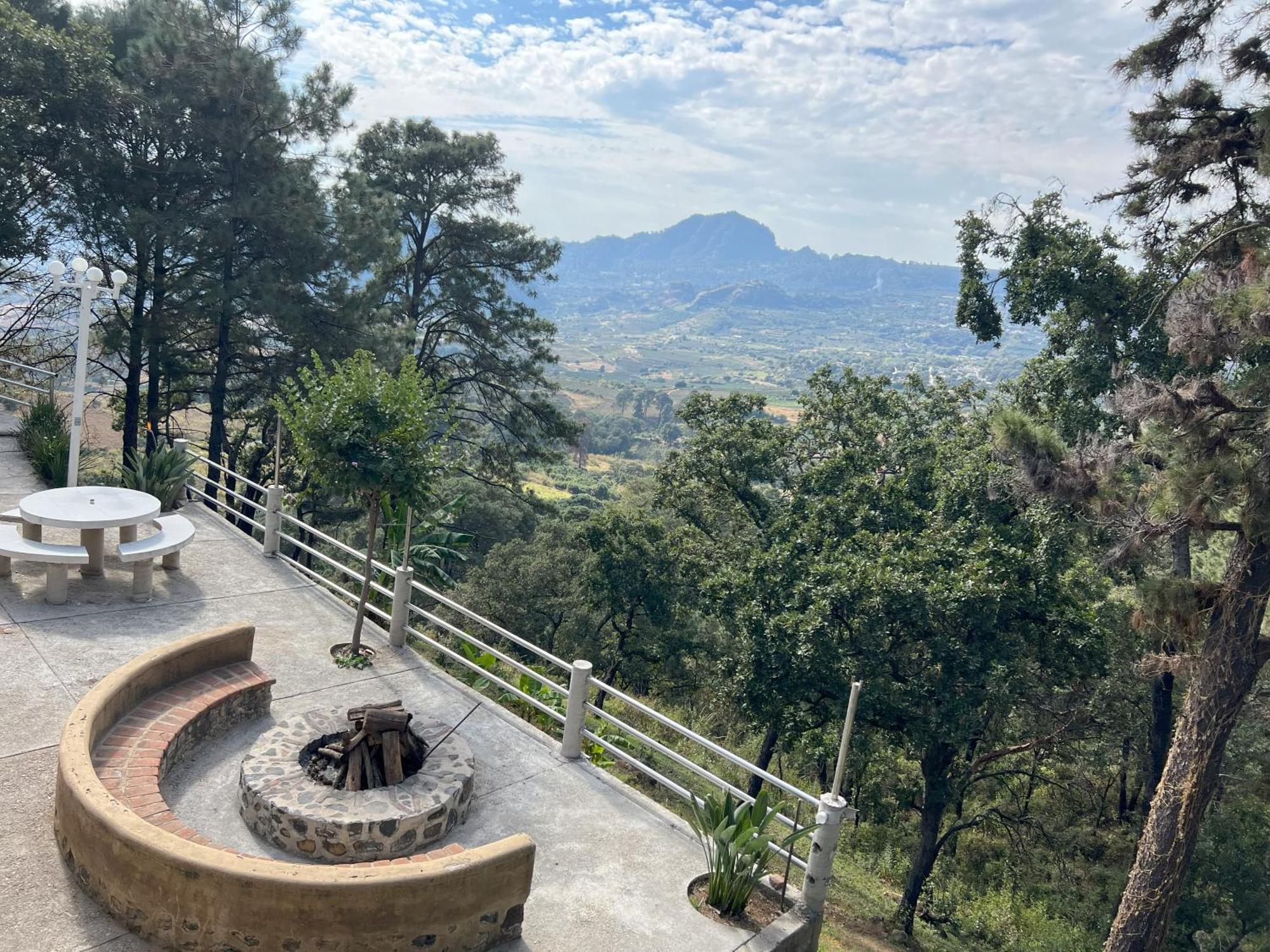 Hotel El Mirador Y Jardin 틀라야카판 외부 사진