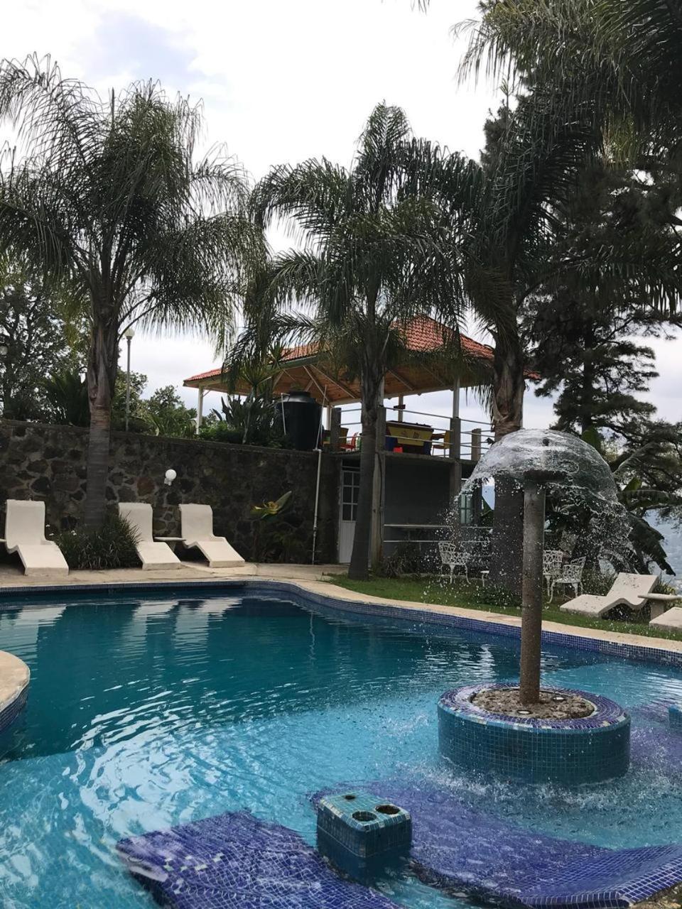 Hotel El Mirador Y Jardin 틀라야카판 외부 사진